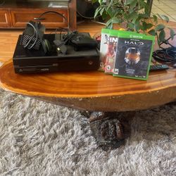 Xbox One With Three Games And Accessories 