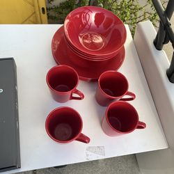 New Gibson home set of 12 pcs