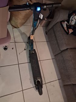 Electric scooter