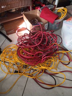 Like new heavy duty extension cords