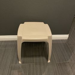 Resin Plastic Side Table 