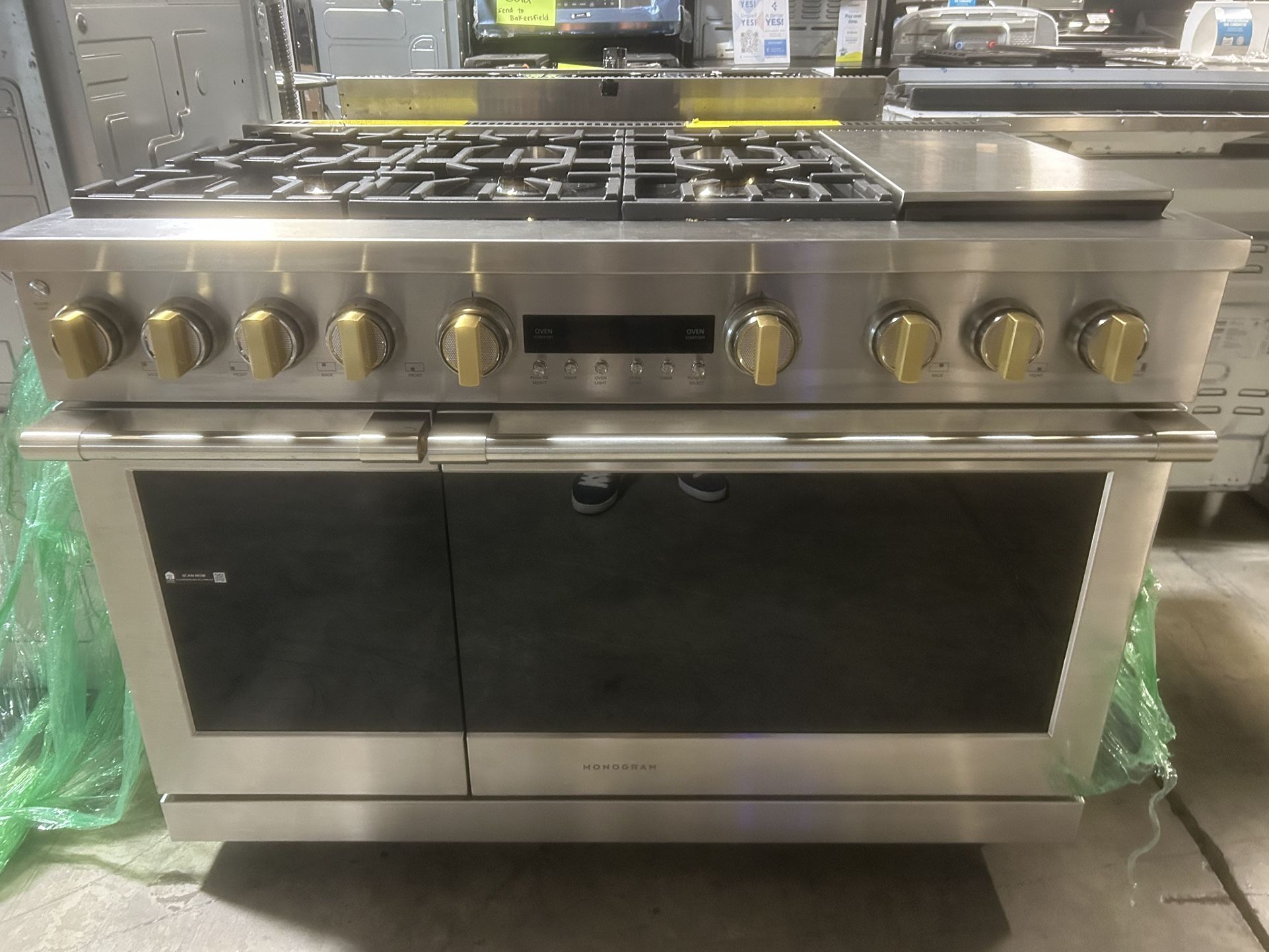 Monogram 48 Dual Fuel Stove