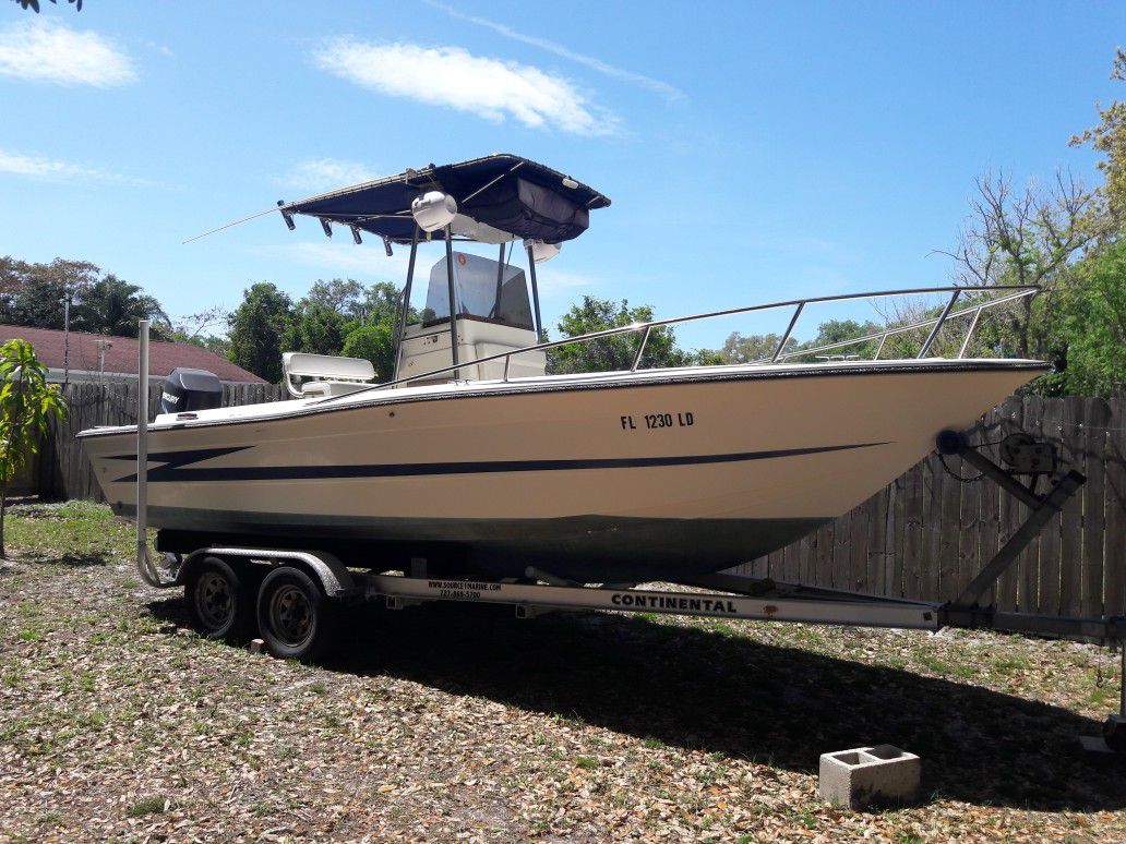 21ft Center Console Fishing Boat $6,500.00