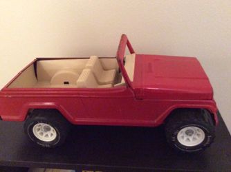 Vintage metal Tonka Jeep