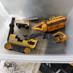 Tonka Trucks Tractors, Trailers, 