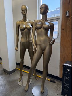 Pair of mannequins