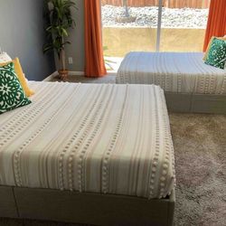 Queen Lift Up storage bed