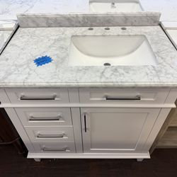 Sonoma 36 in. Single Sink Freestanding White Bath Vanity with Carrara Marble Top
