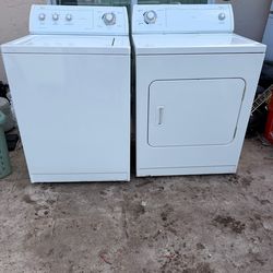 Set Washer and dryer whirlpool