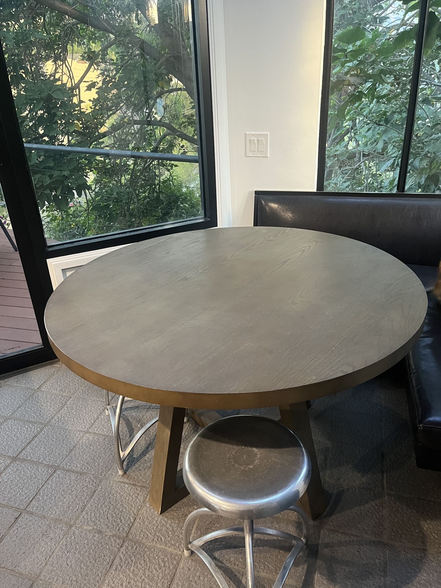 breakfast table dining table