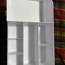 makeup organizer 