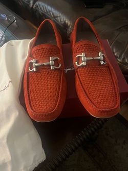 SALVATHORE FERRAGAMO