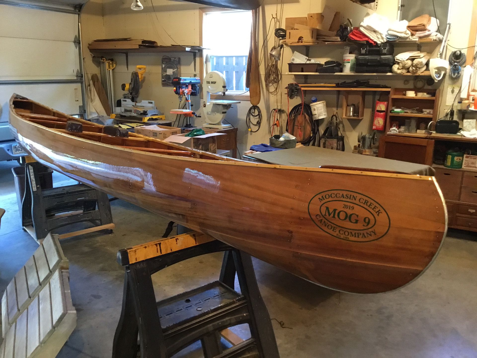 Photo Cedarfiberglass canoe 17 12 made in 2019, like new