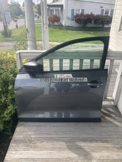 2010-2014 Right Jetta VW Door