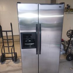 Kenmore Refrigerator 
