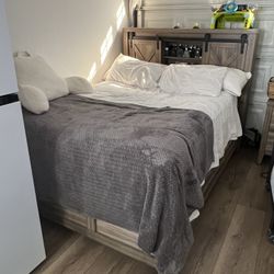 Queen modern bed frame 