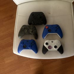 Xbox controllers