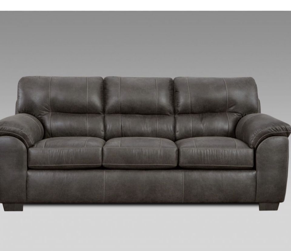 New Sleeper Sectional With Free Deilvery 