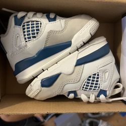 Retro 4 Size 4c