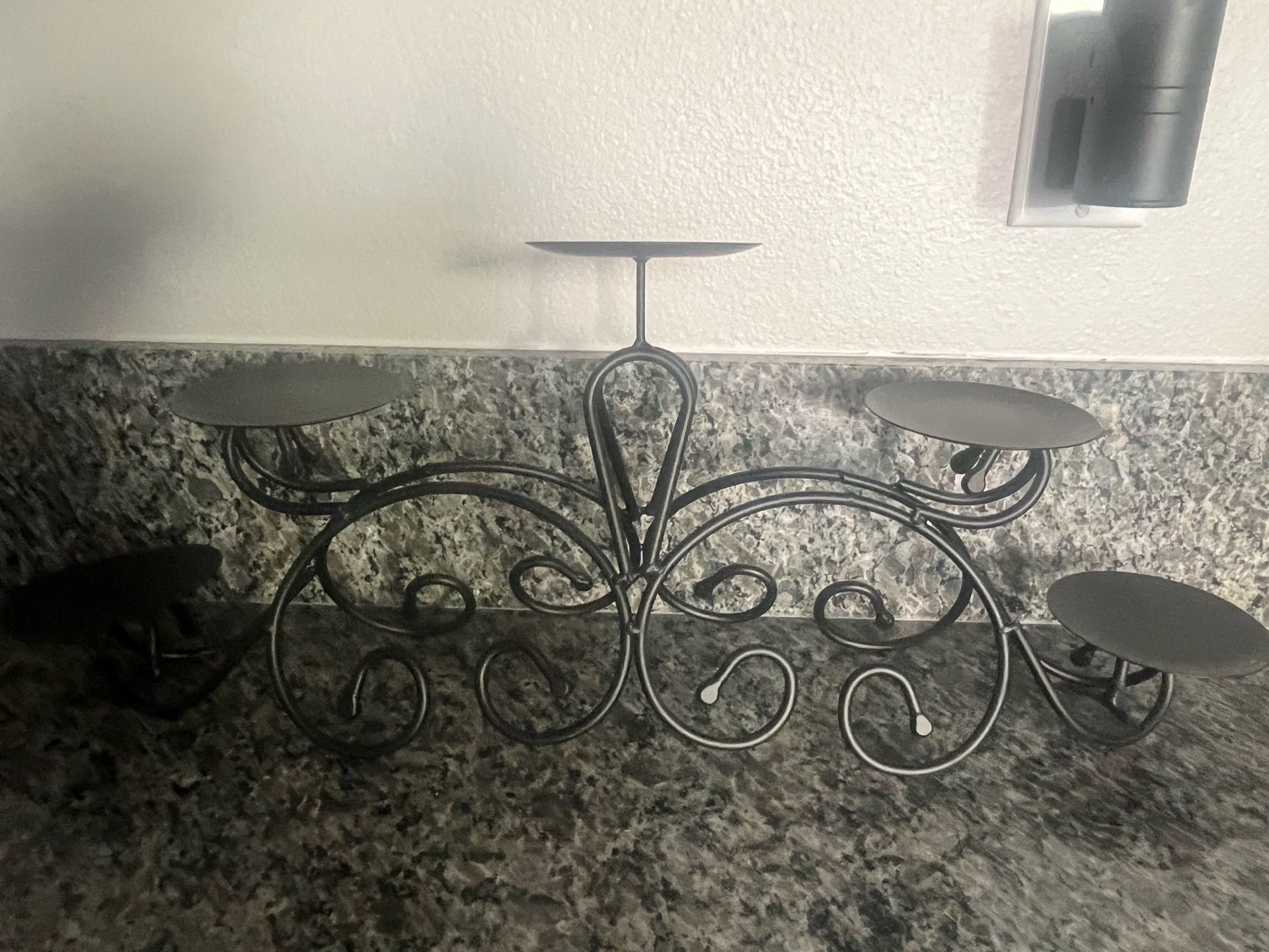 Candle holder