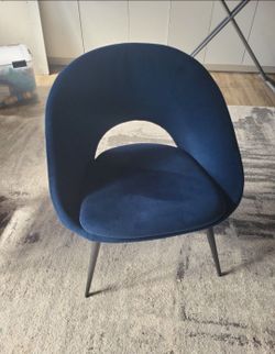 Navy Blue Velvet Accent Chair