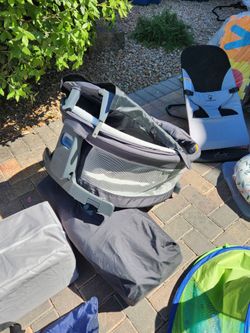Pack & Play With Bassinet & Changing Table