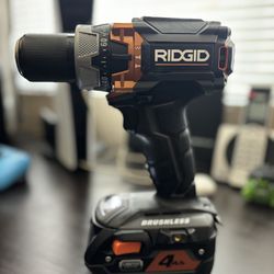 RIDGID Hammer Drill Driver With 4AH Battery 