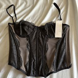 NEVER WORN URBAN OUTFITTERS CORSET TOP