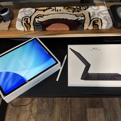 iPad Pro 5th gen + Accessories