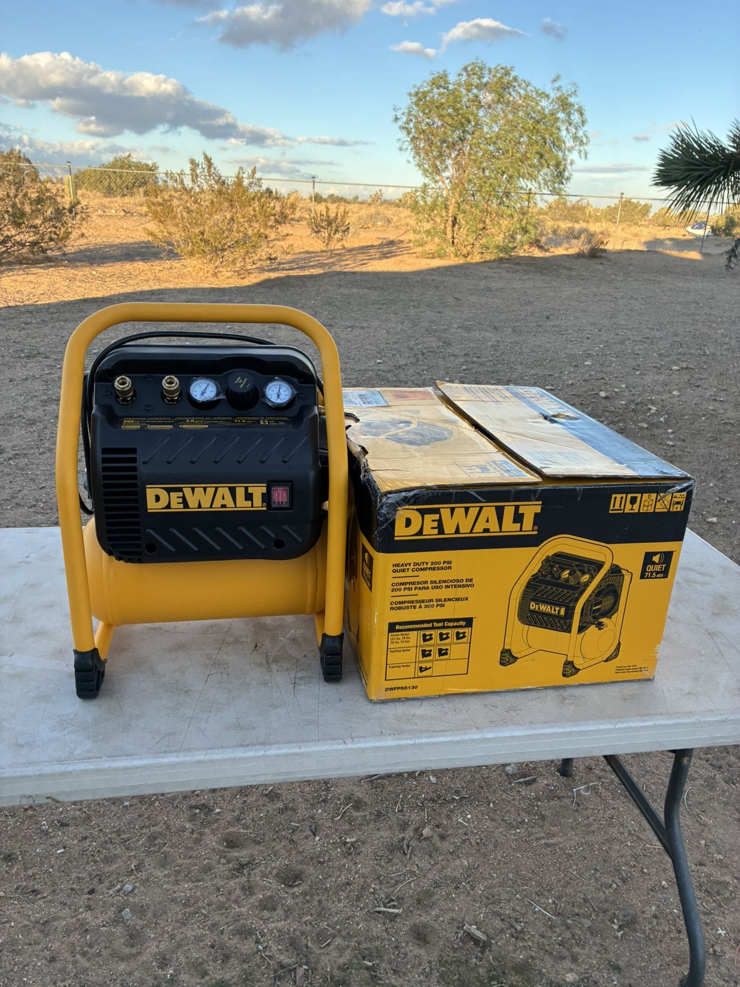 Dewalt Air Compressor- 2.5 Gal 