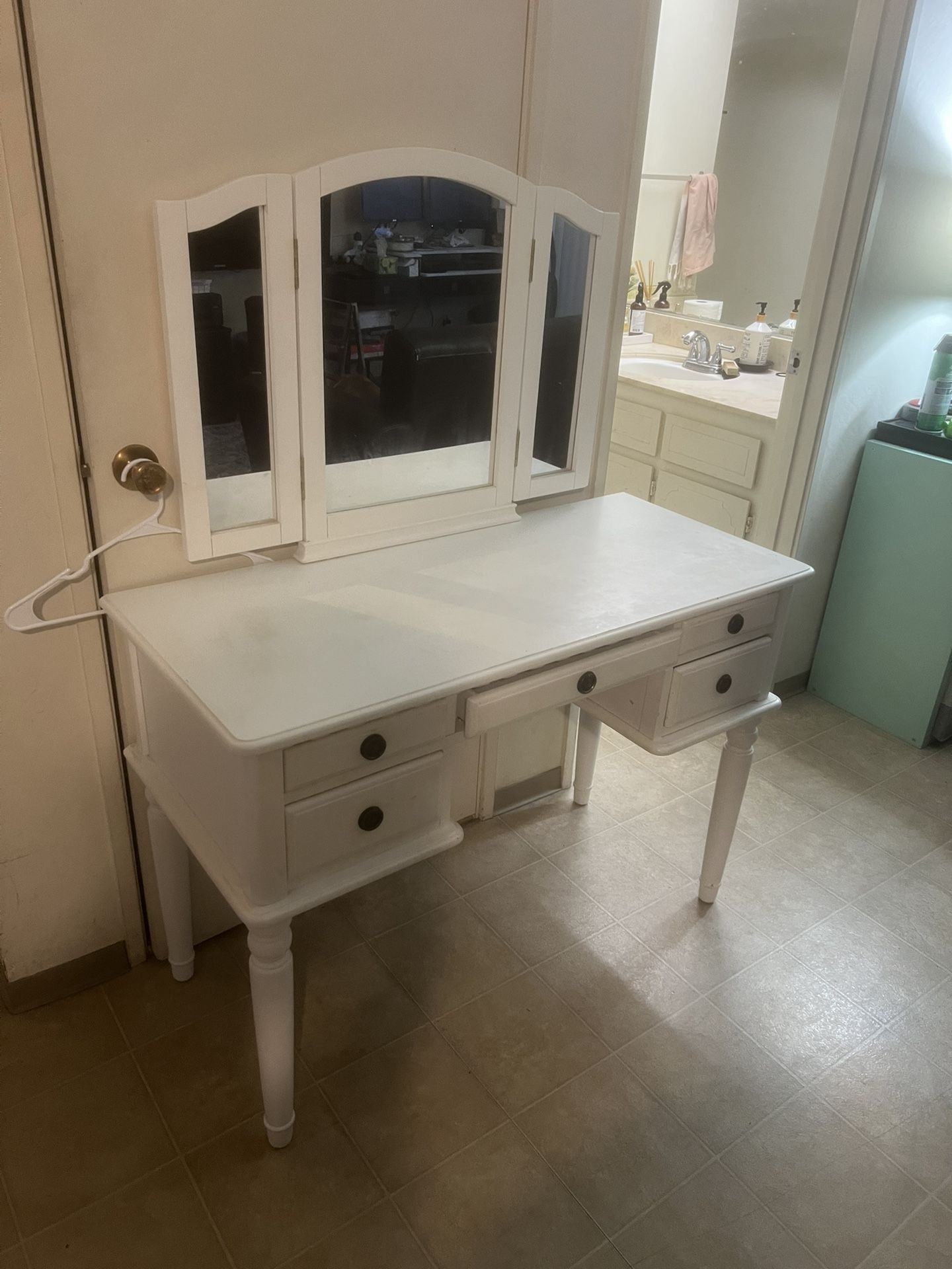 White Vanity Makeup Desk