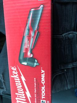 Milwaukee right angle drill