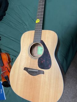 Yamaha acoustic guitar
