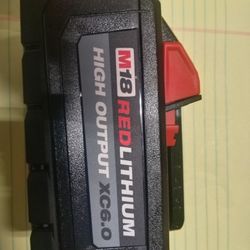 M18 RED LITHIUM MILWAUKEE BATTERY 