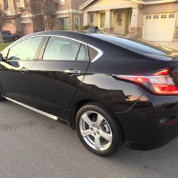 2017 Chevy Volt LT 