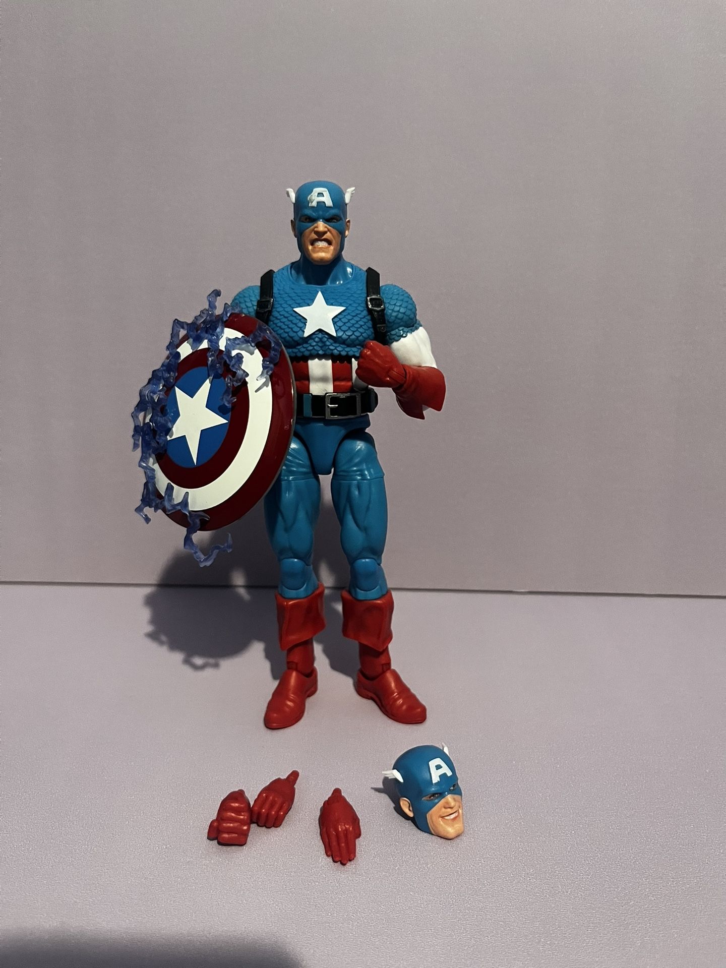 Captain America Marvel Legends 