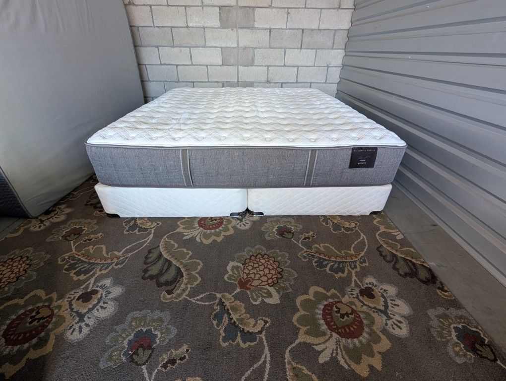 King Mattress With Box Spring Stearns And Foster