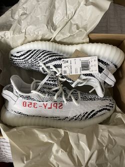 adidas Yeezy Boost 350 V2 Zebra Size 9