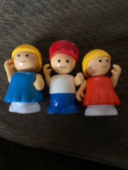 vintage 1980s Playskool Li'l Playmates figures featuring poseable arms and heads