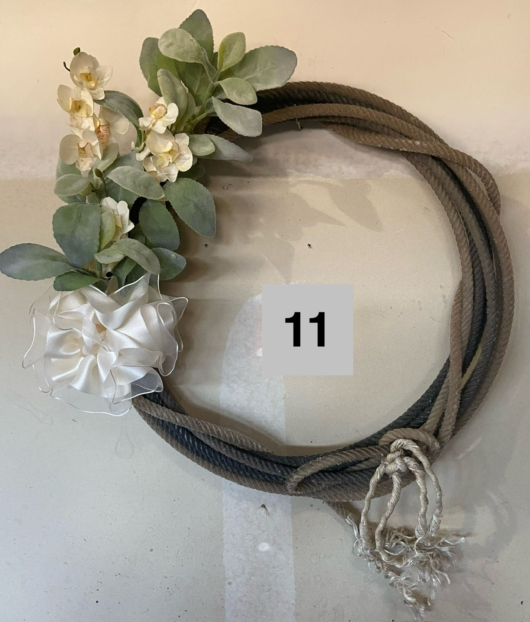 Cowboy and farmhouse rope wreath decor (several)