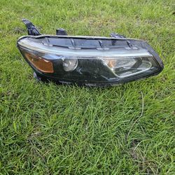 2016-2018 CHEVROLET MALIBU HEADLIGHT PASSENGER RIGHT