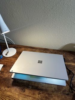 💻 Microsoft Surface Book 3 15" (i7 / 16GB / GTX 1660 Ti) – Detachable 2-in-1 Powerhouse