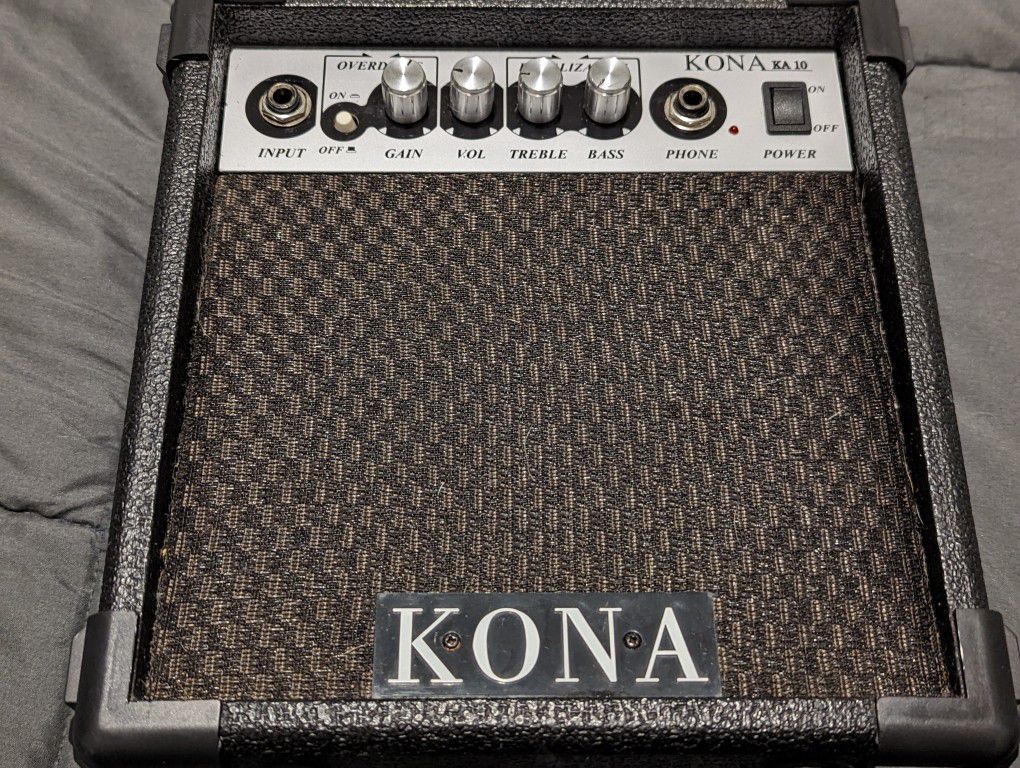 Kona Guitar Amp