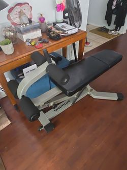 Nautilus workout bench