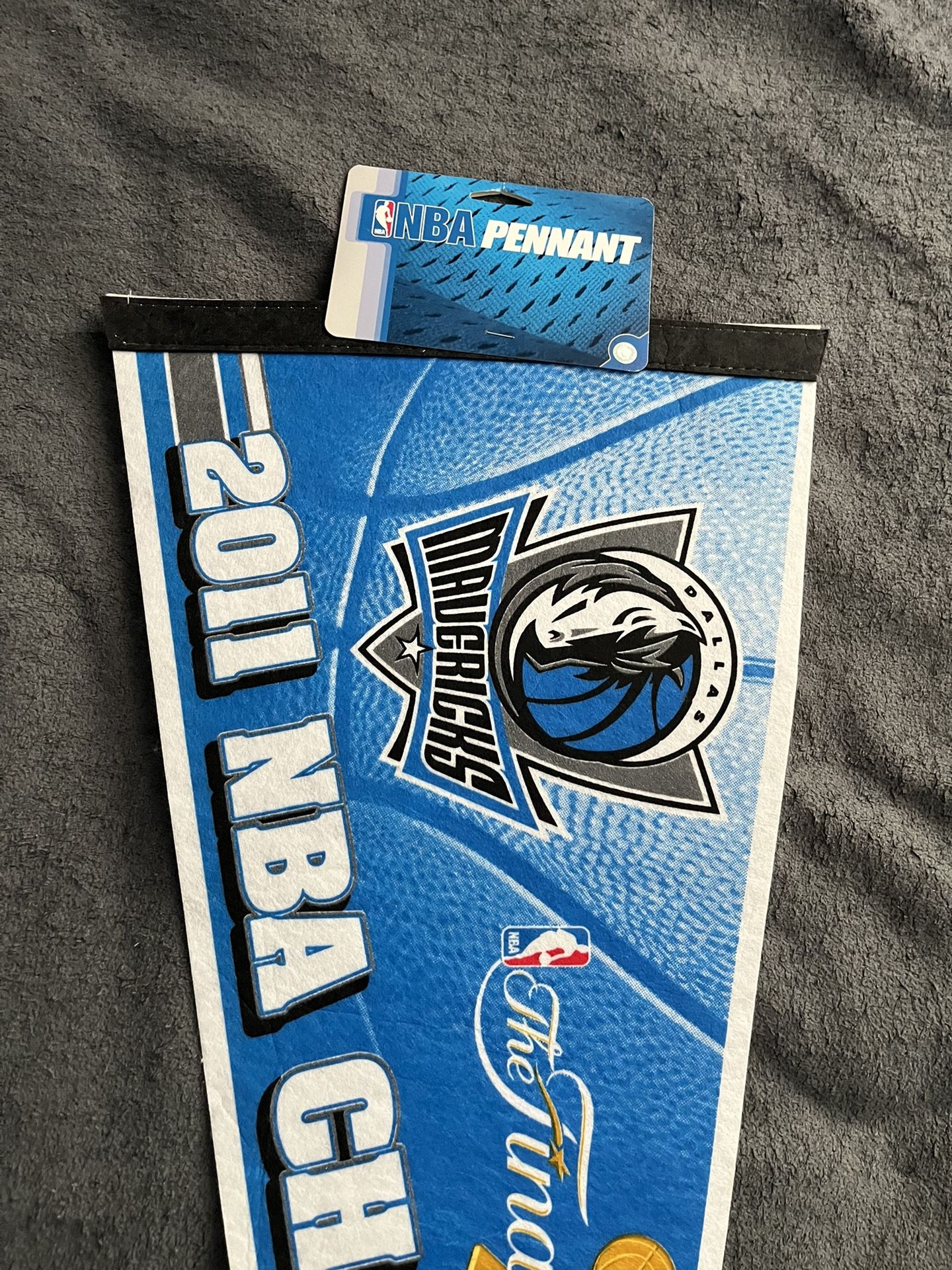 Team Pennant - Basketball - Dallas Mavericks 2011 NBA Champions – Overtime  Sports