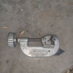 General NO120 Pipe Cutter