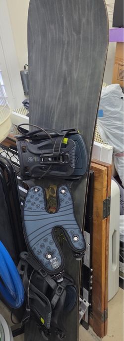 Snowboard with Bindings