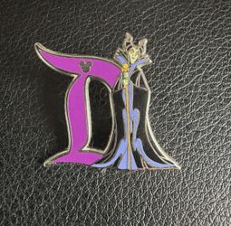 2020 Hidden Mickey Disneyland D Maleficent Villain Disney pin DLR