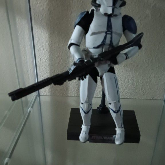 Hot Toys 501st Clone Trooper Deluxe