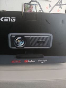 Auking Smart Home Projector Model H10